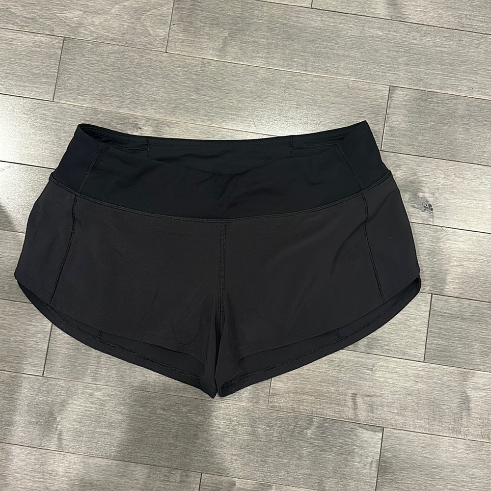 Lululemon Speed Up Mid-Rise Lined short 4”